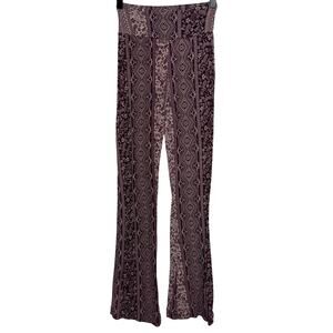 Charlotte Russe Purple Paisley Patterned Flare Leggings Pants Size XS